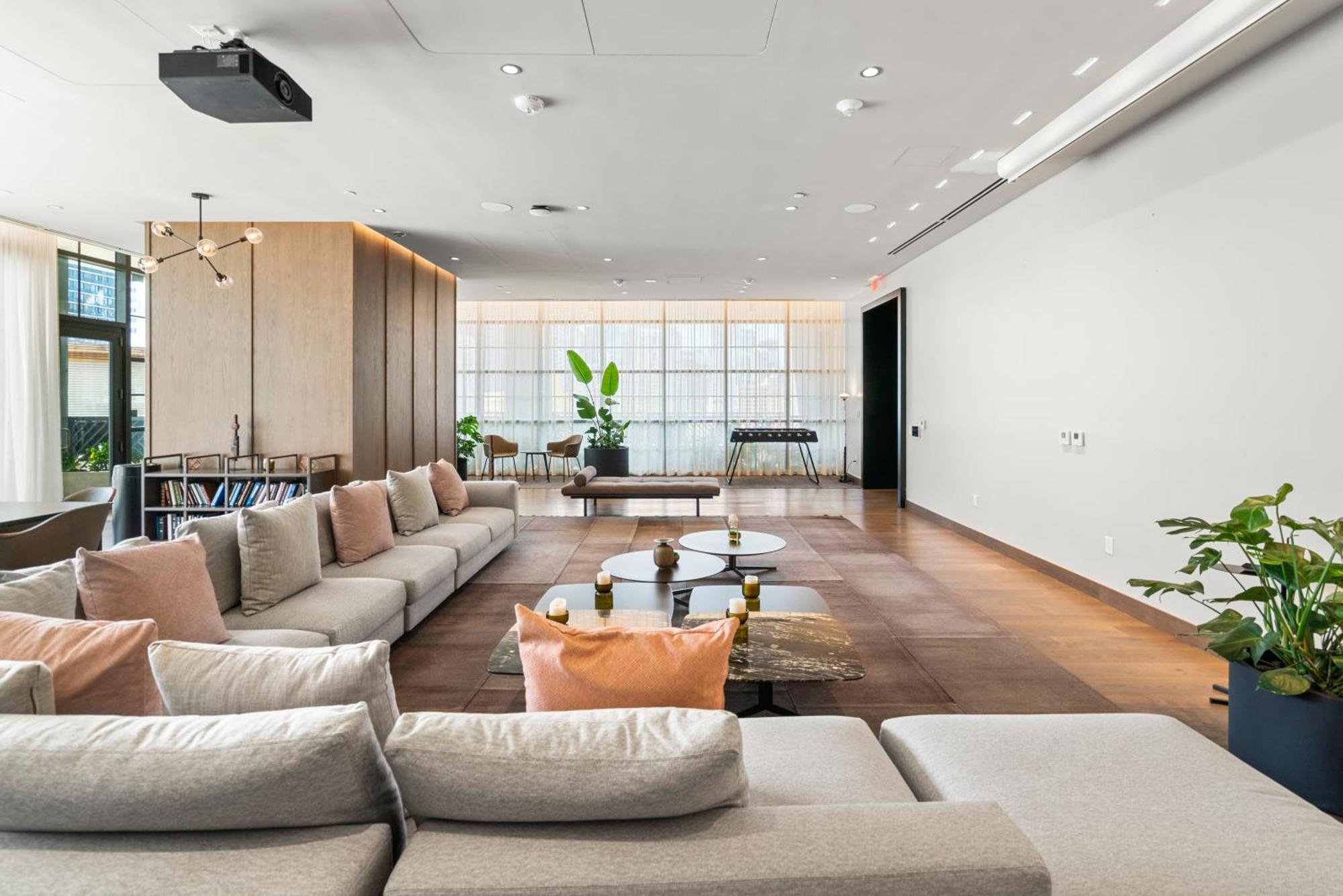 New 28th Floor Unit - Breathtaking Bay And Downtown Views Apartamento