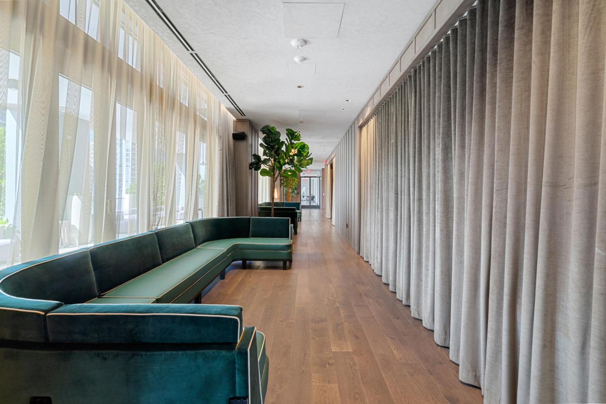 New 28th Floor Unit - Breathtaking Bay And Downtown Views Apartamento