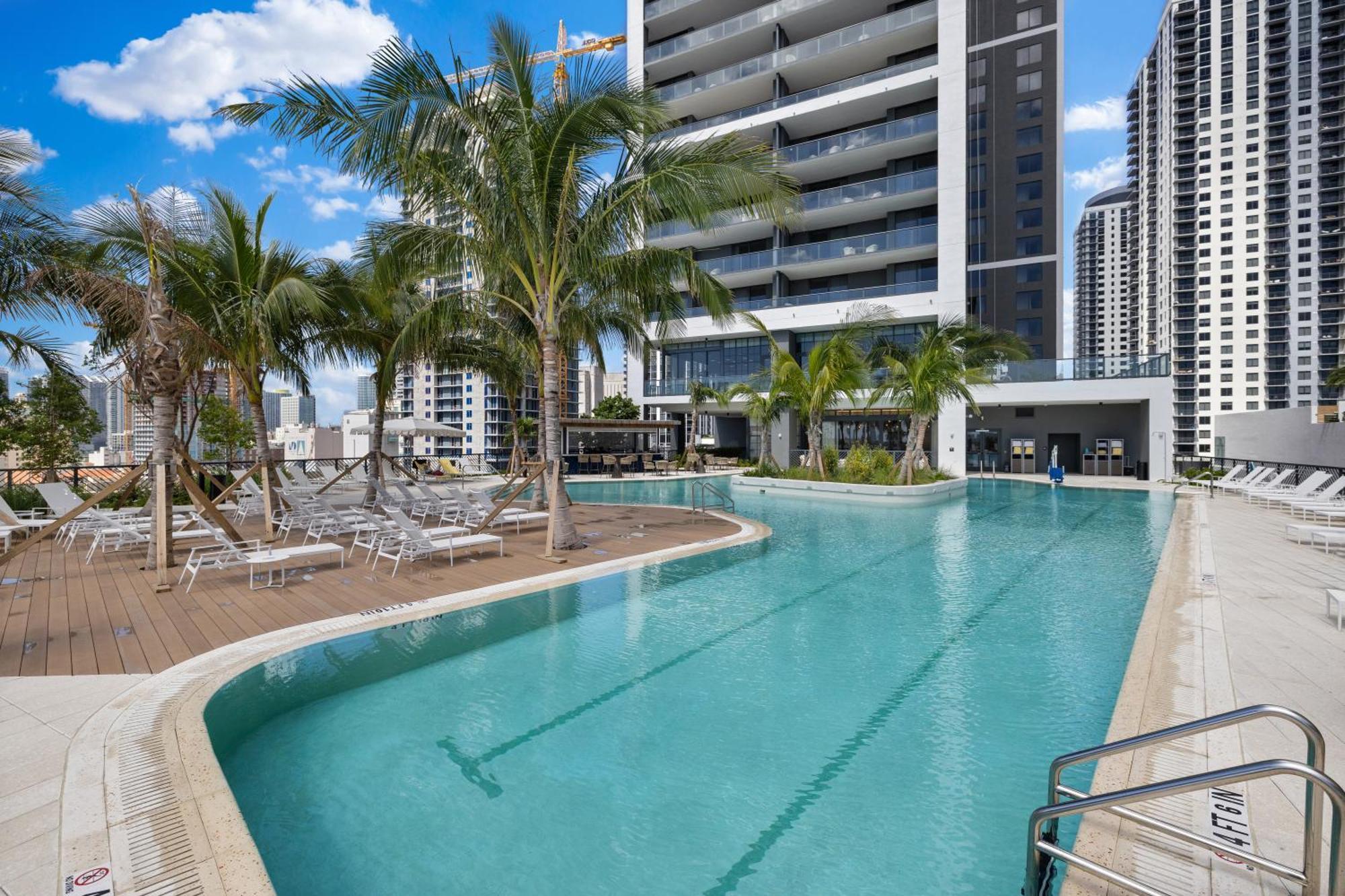 Apartamento New 28th Floor Unit - Breathtaking Bay And Downtown Views